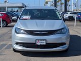 Used 2023 Chrysler Voyager LX image 2