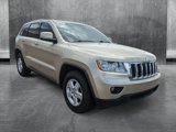 Used 2011 Jeep Grand Cherokee Laredo image 3