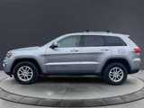 Used 2018 Jeep Grand Cherokee Laredo image 2