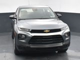 Used 2021 Chevrolet TrailBlazer LS image 2
