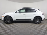 Certified 2025 Porsche Macan image 2