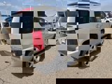 Used 2010 Cadillac Escalade Luxury image 3