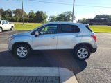 Used 2022 Chevrolet Trax LS w/ Tint and Cruise Package image 2