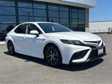 Used 2021 Toyota Camry SE image 2