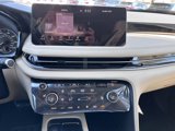 New 2025 INFINITI QX60 Pure image 4