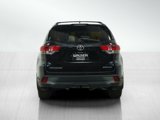 Used 2019 Toyota Highlander XLE image 4