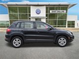 Used 2016 Volkswagen Tiguan S image 2