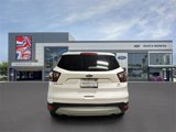 Used 2017 Ford Escape SE w/ Equipment Group 201A image 4