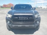 Used 2019 Toyota Tacoma TRD Off-Road w/ Technology Package image 3