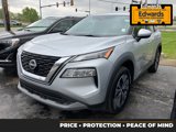 Used 2023 Nissan Rogue SV image 2