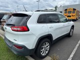 Used 2016 Jeep Cherokee Latitude image 3