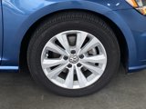 Used 2019 Volkswagen Golf SE image 5