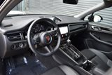 Used 2025 Porsche Macan image 4