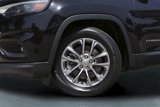 Used 2019 Jeep Cherokee Latitude Plus w/ Comfort/Convenience Group image 4