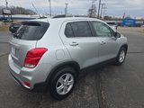 Used 2018 Chevrolet Trax LT w/ LT Convenience Package image 3