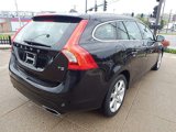 Used 2017 Volvo V60 T5 Premier w/ Convenience Package image 6