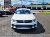 Used 2016 Volkswagen Jetta SE image 2
