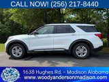 Used 2020 Ford Explorer XLT image 3