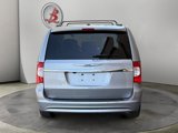 Used 2016 Chrysler Town & Country Touring image 6