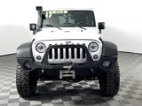Used 2017 Jeep Wrangler Unlimited Rubicon w/ Connectivity Group image 3