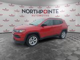 New 2025 Jeep Compass Latitude image 2