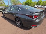 New 2025 Lexus ES 300h w/ Premium Package image 4