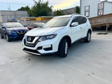 Used 2018 Nissan Rogue SV image 2