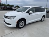 Used 2021 Chrysler Voyager Lxi image 4