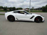 Used 2015 Chevrolet Corvette Z06 w/ 3LZ Preferred Equipment Group image 4