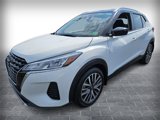Used 2023 Nissan Kicks SV image 3