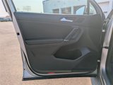 Used 2020 Volkswagen Tiguan SE image 6