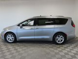 Used 2020 Chrysler Pacifica Limited image 5