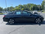 Used 2023 Hyundai Elantra Limited image 4