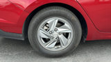 Used 2024 Hyundai Elantra SE image 2