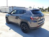 Used 2022 Jeep Compass Latitude image 4