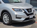 Used 2019 Nissan Rogue SV image 3