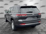 New 2025 Jeep Grand Cherokee Laredo image 3