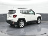 Used 2021 Jeep Renegade Latitude w/ Luxury Group I image 2