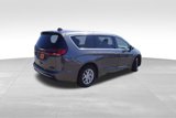 Certified 2023 Chrysler Pacifica Touring-L image 6