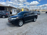 Used 2012 Toyota Highlander FWD image 2