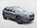 Used 2020 Jeep Cherokee Latitude Plus image 3