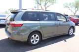 Used 2018 Toyota Sienna LE image 4
