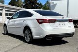 Used 2017 Toyota Avalon Limited image 4