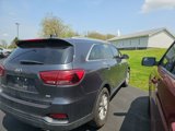 Used 2019 Kia Sorento LX w/ LX Convenience Package image 4