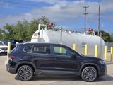 New 2025 Volkswagen Taos SE image 3