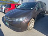 Used 2018 Chrysler Pacifica LX image 3