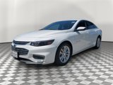 Used 2017 Chevrolet Malibu LT image 3