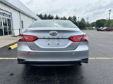 Used 2020 Toyota Camry LE image 5
