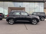 Used 2022 Hyundai Venue SEL image 2