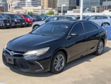 Used 2016 Toyota Camry SE image 3